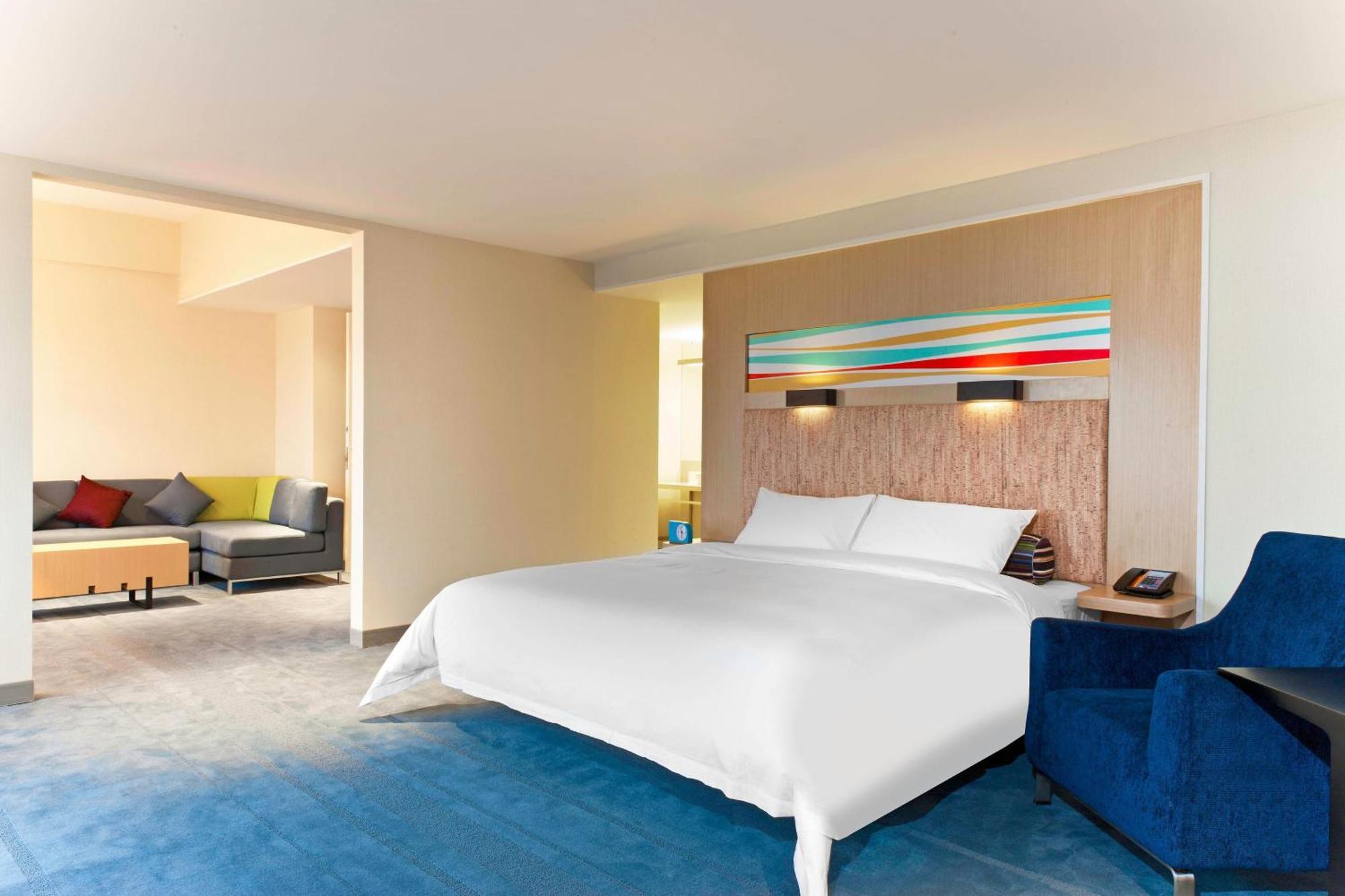 เอลอฟต์ นานไห่ ฝอซาน Hotel ภายนอก รูปภาพ