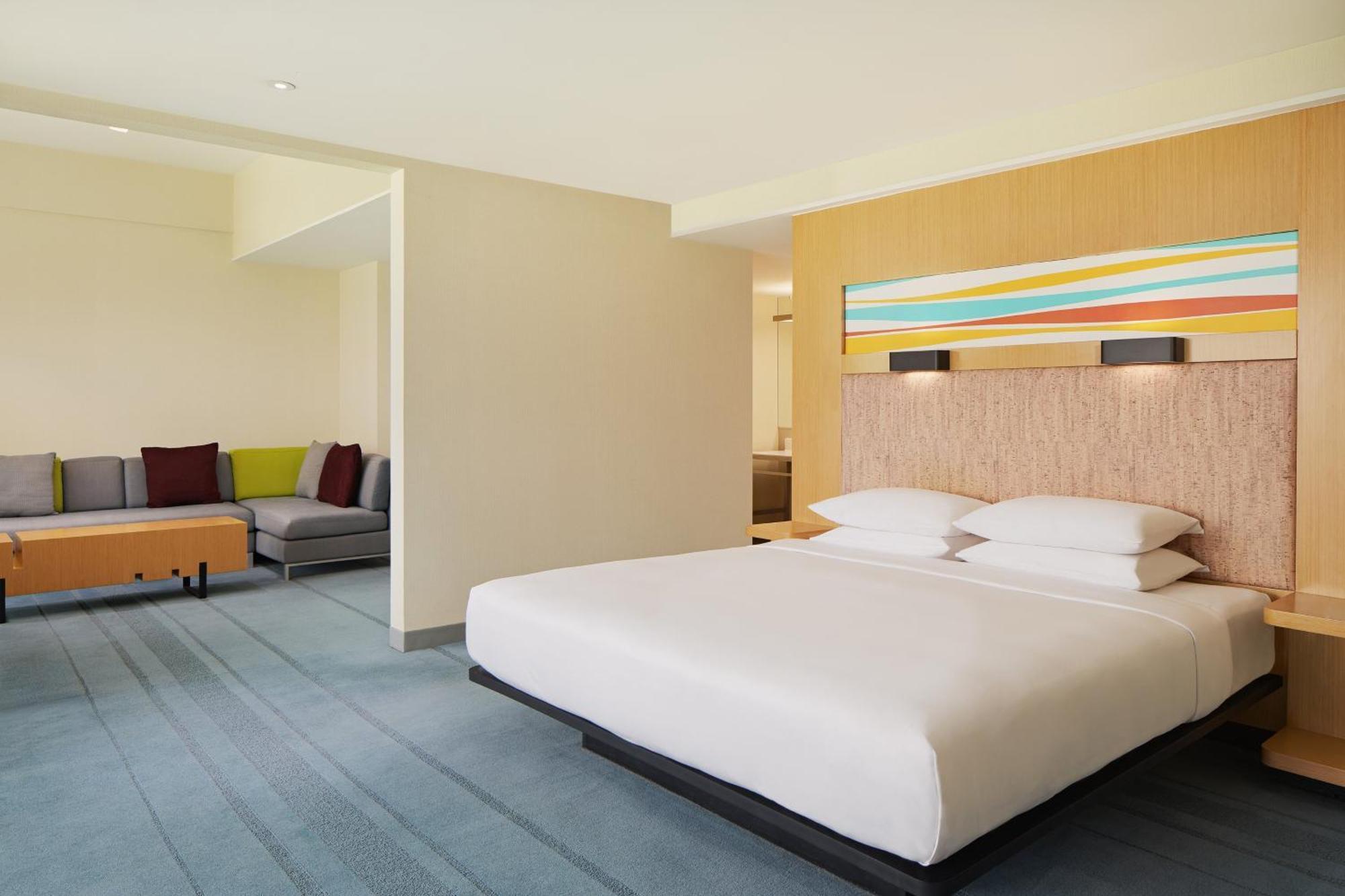 เอลอฟต์ นานไห่ ฝอซาน Hotel ภายนอก รูปภาพ